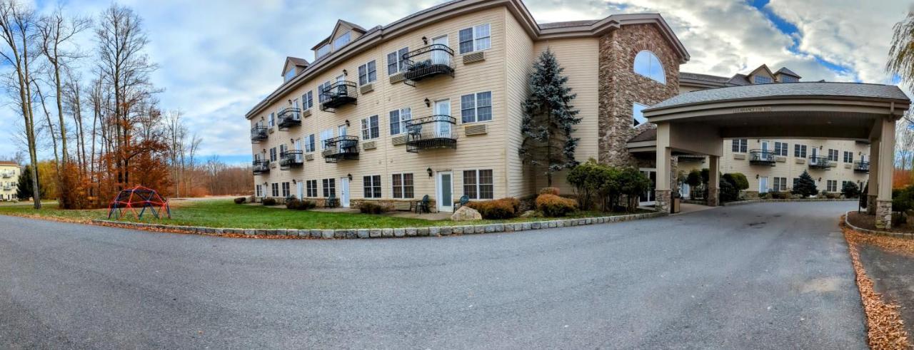 לייק הרמוני The Willowbrook Golf Hotel At Split Rock מראה חיצוני תמונה